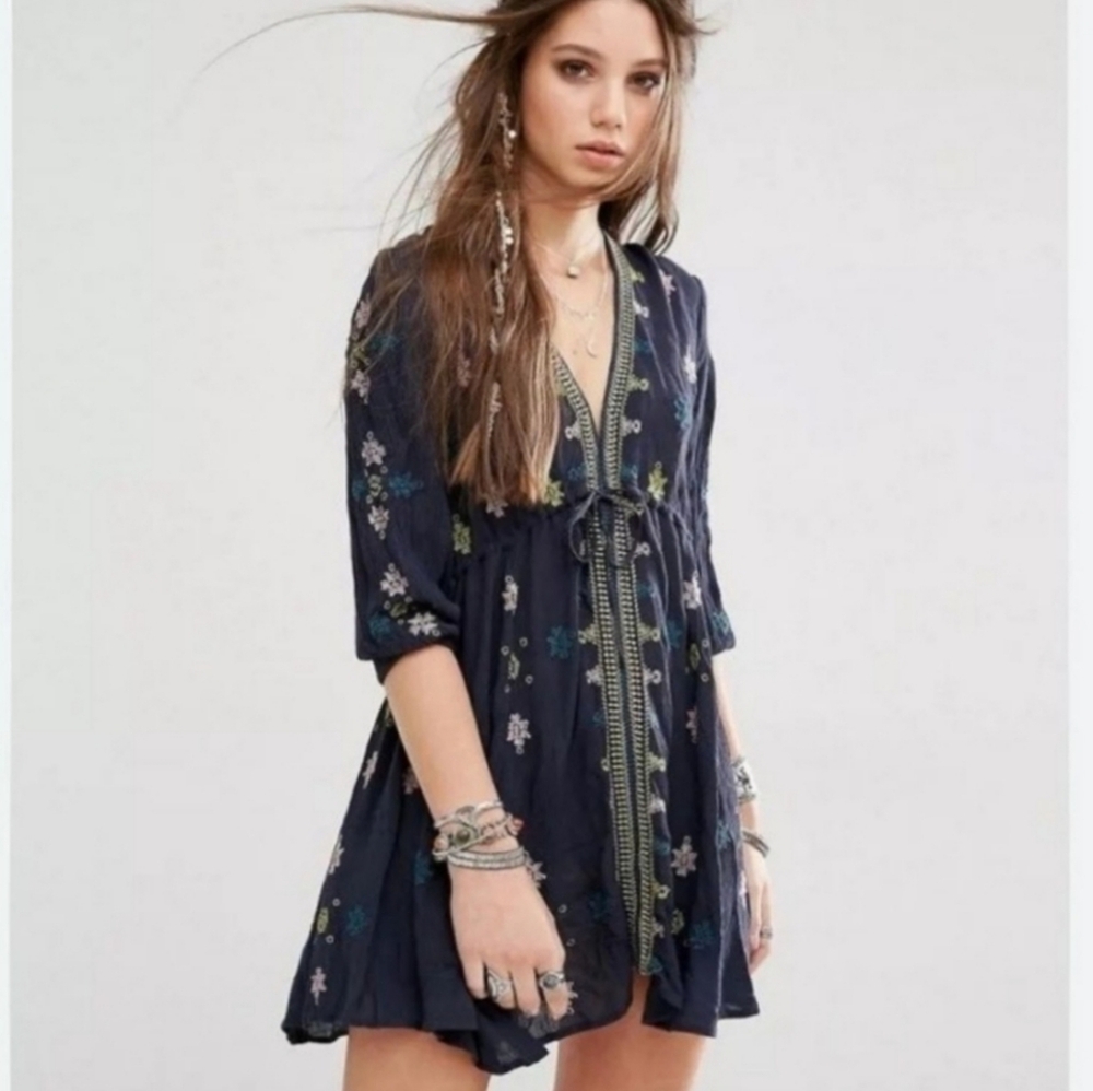 FREE PEOPLE Stargazer Boho Western Embroidered V Neck Festival Black Small